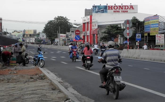 True Vietnam, where Vietnamese motorbikers, driving in any direction they would like to.